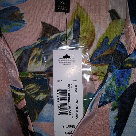 Rose Floral Soft Blouse - Picture 8 of 8